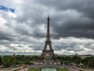 eiffel tower paris france 